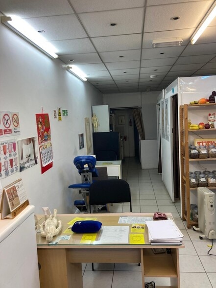 797 High Rd, London to rent - Building Photo - Image 3 of 3