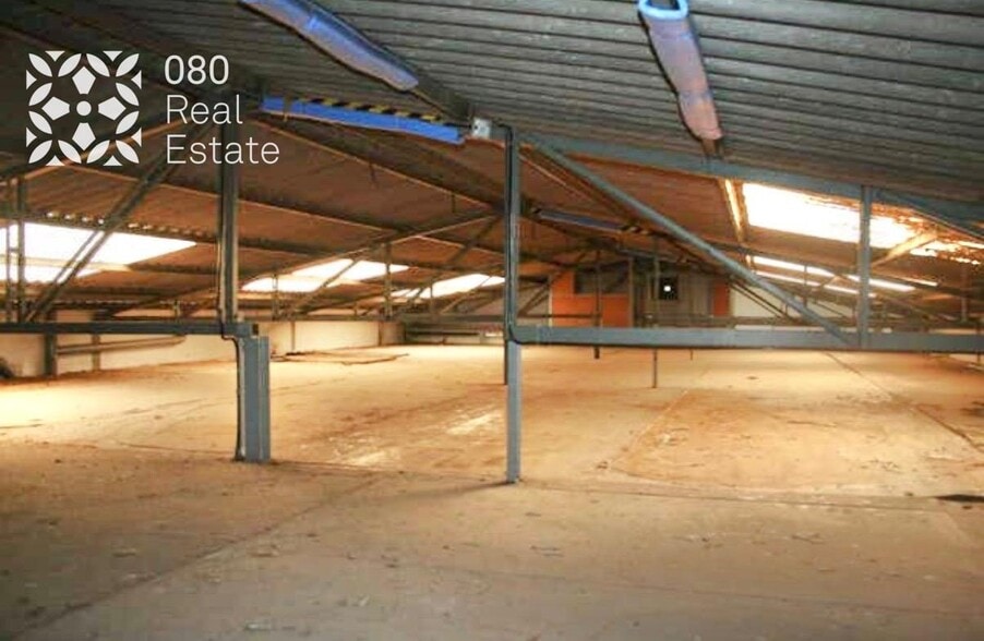 Industrial in Barcelona, Barcelona to rent - Interior Photo - Image 3 of 3