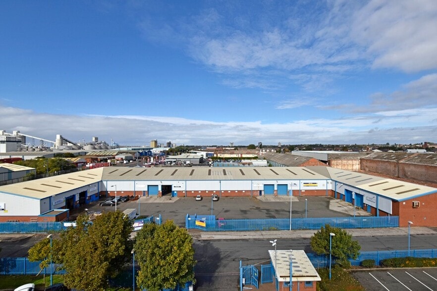 Atlas Rd, Bootle to rent - Aerial - Image 2 of 3