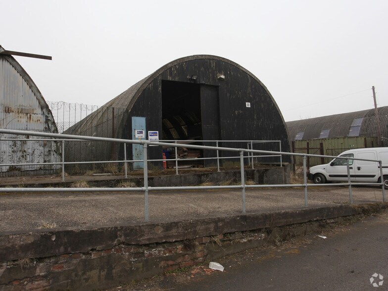 Boughton Industrial Estate, Boughton for sale - Building Photo - Image 2 of 2