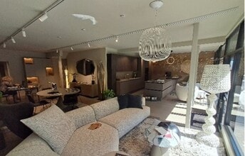 43-45 Kingston Hl, Kingston Upon Thames to rent Interior Photo- Image 2 of 3