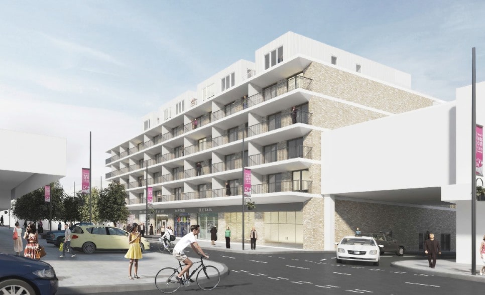 15-29 The Broadway, Crawley for sale - Primary Photo - Image 1 of 1