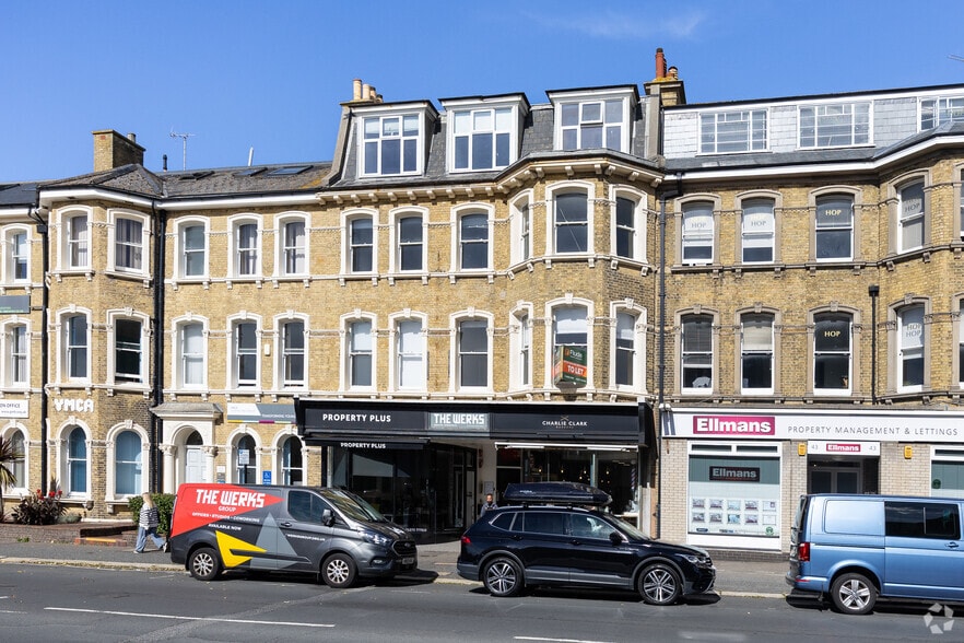 45 Church Rd, Hove to rent - Building Photo - Image 2 of 2