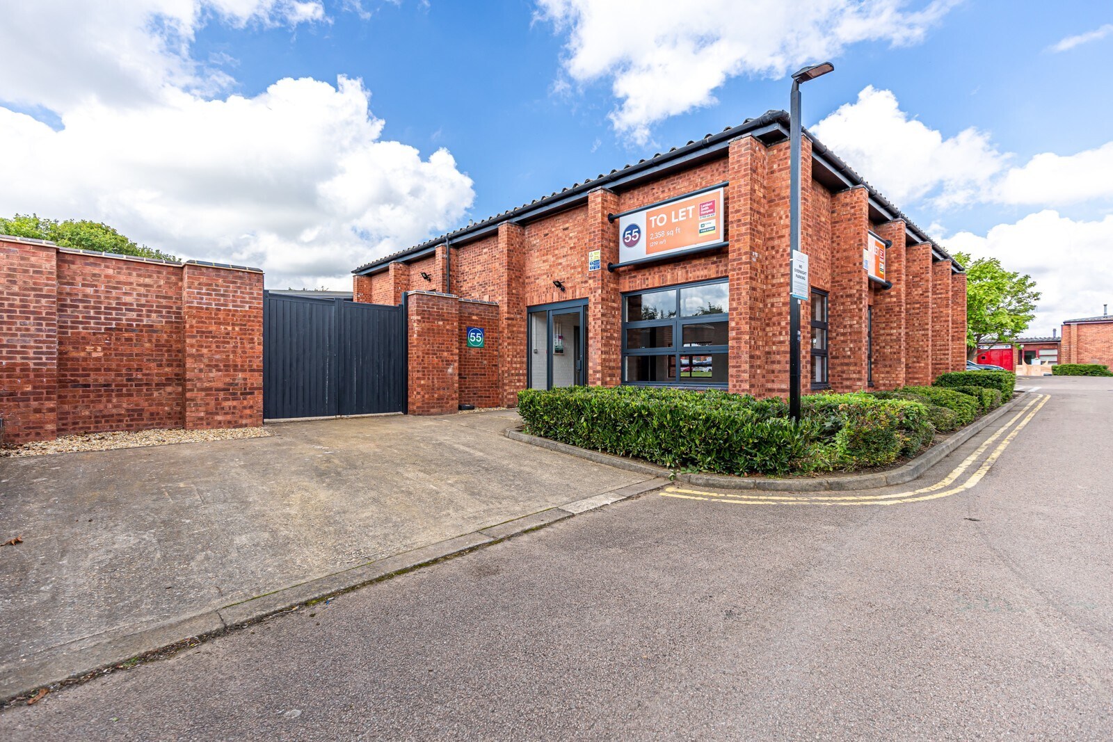 57 Alston Dr, Milton Keynes for sale Building Photo- Image 1 of 1