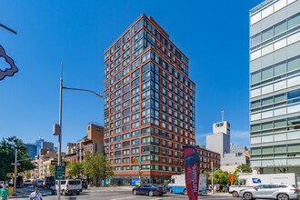 400 W 55th St, New York, NY for rent Primary Photo- Image 1 of 13