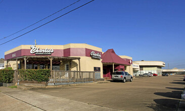 1250 Texas Pky, Stafford, TX for rent Building Photo- Image 1 of 6