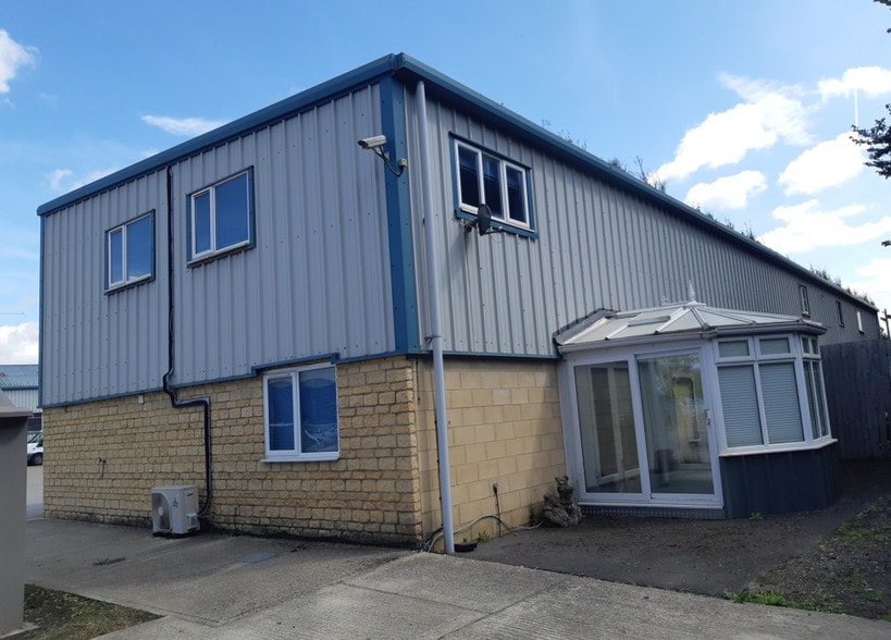 Braydon Ln, Cricklade to rent - Building Photo - Image 3 of 4