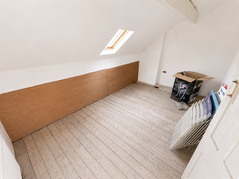 844 Stratford Rd, Birmingham for sale - Interior Photo - Image 2 of 13