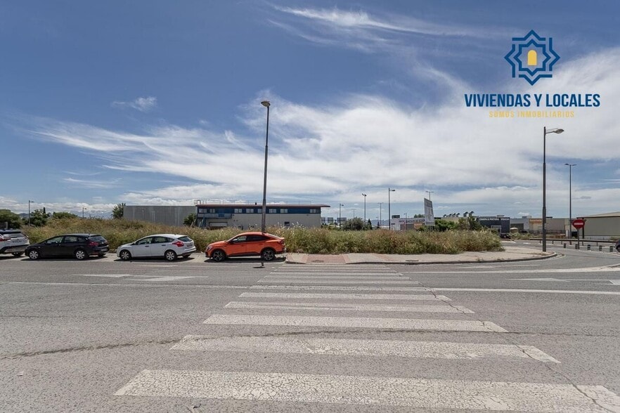 Land in Granada, Granada for sale - Building Photo - Image 2 of 12