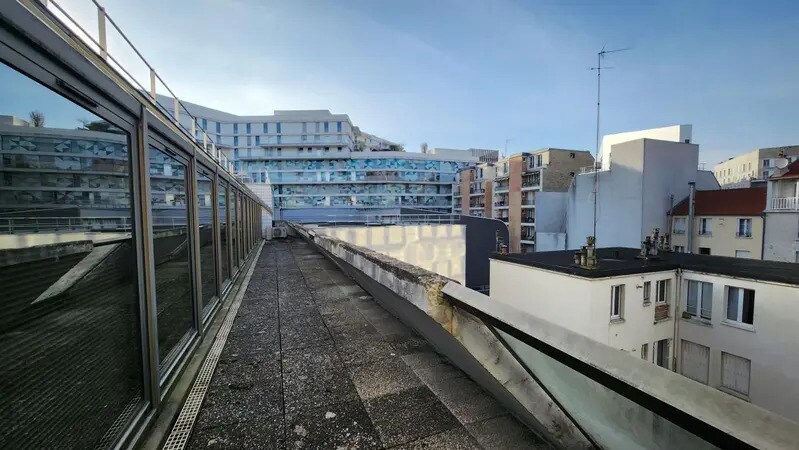 Office in Boulogne-Billancourt to rent - Building Photo - Image 1 of 7