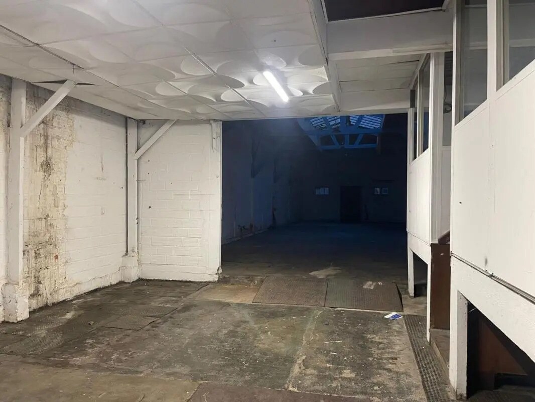 Industrial in Montreuil to rent Interior Photo- Image 1 of 4