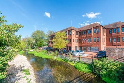 123 Castle St, Salisbury to rent - Building Photo - Image 3 of 19