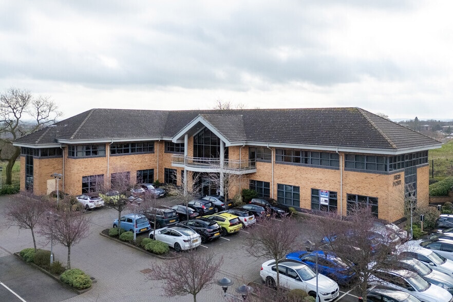 Sandy Way, Tamworth to rent - Building Photo - Image 2 of 2