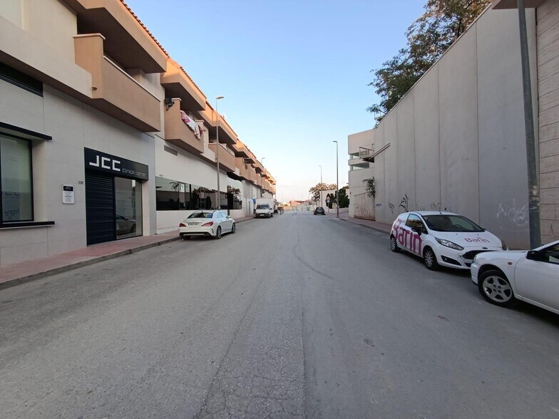 Camilo Jose, 16, Archena, Murcia to rent - Building Photo - Image 3 of 11