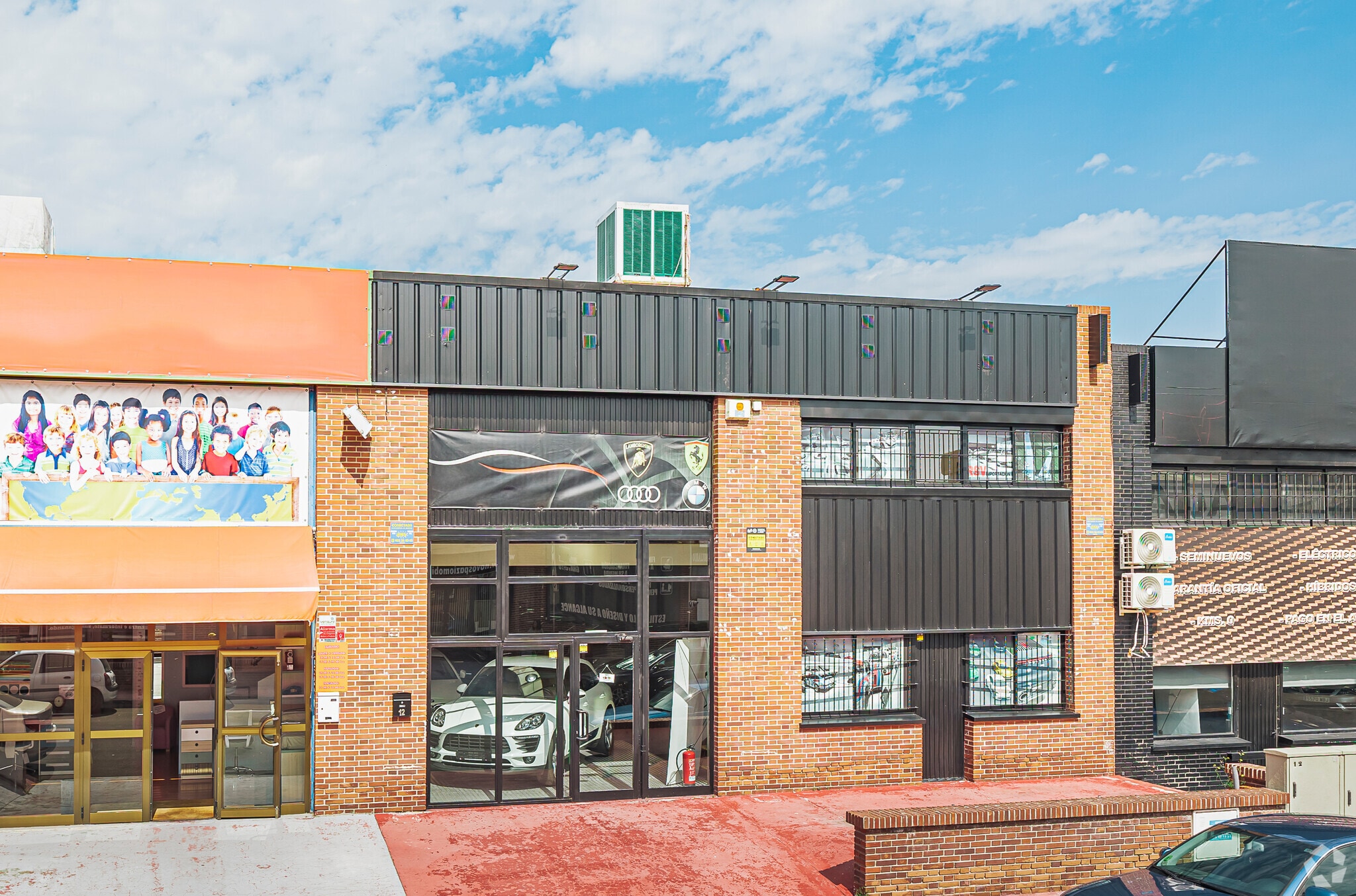 Industrial in Arganda del Rey, Madrid for sale Primary Photo- Image 1 of 5