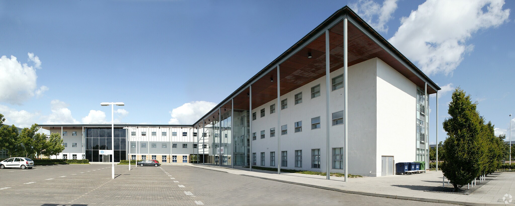 7 Lochside Vw, Edinburgh for sale Building Photo- Image 1 of 1