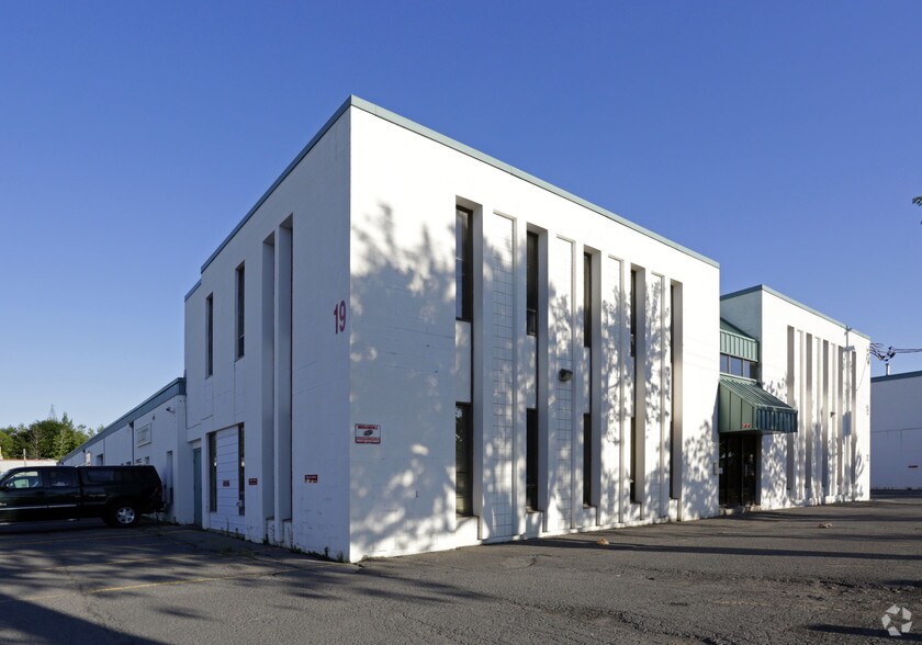 19 Grenfell Cres, Ottawa K2G 0G3 Office for Rent