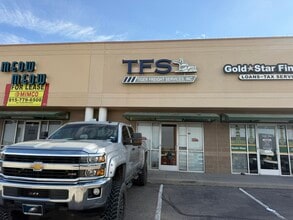 1060 Doniphan Park Cir, El Paso, TX to rent Building Photo- Image 2 of 2