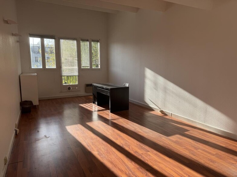 Office in Puteaux to rent - Interior Photo - Image 3 of 8