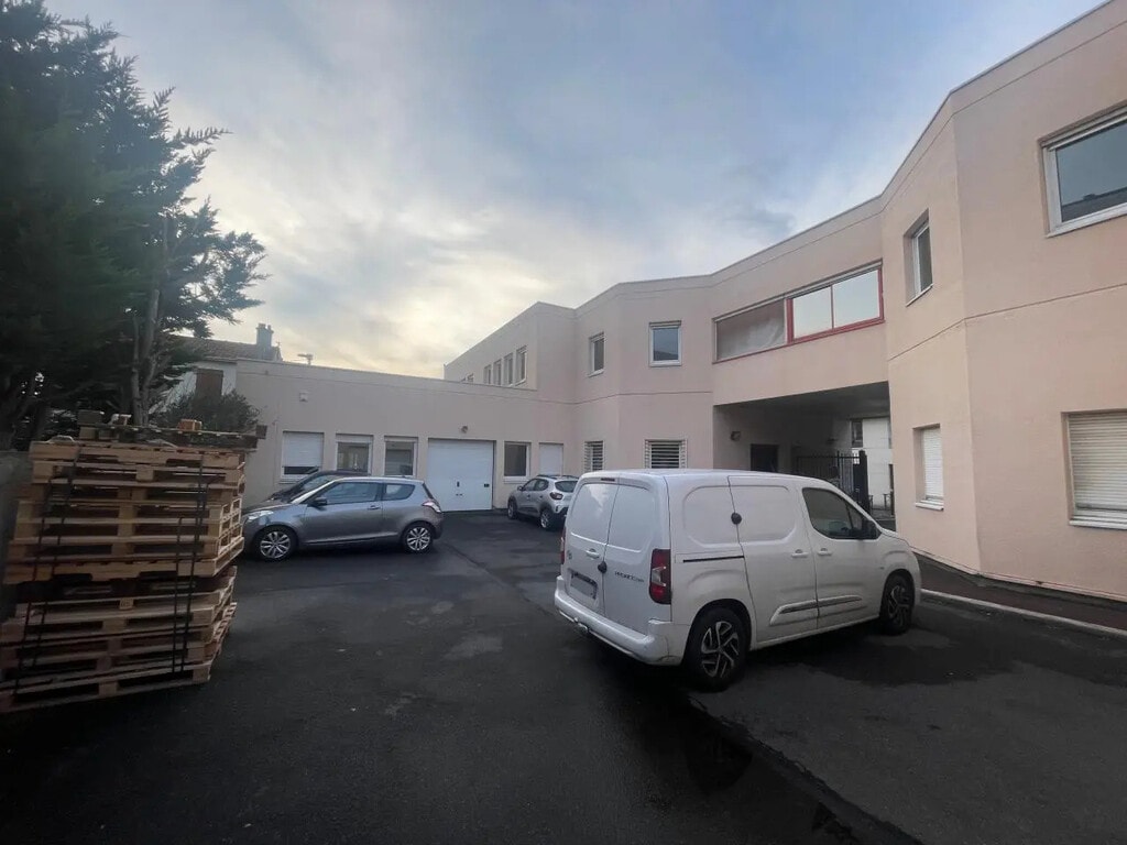 Vente Local d'activités 550 m² à 1 315 m² - Photo 1