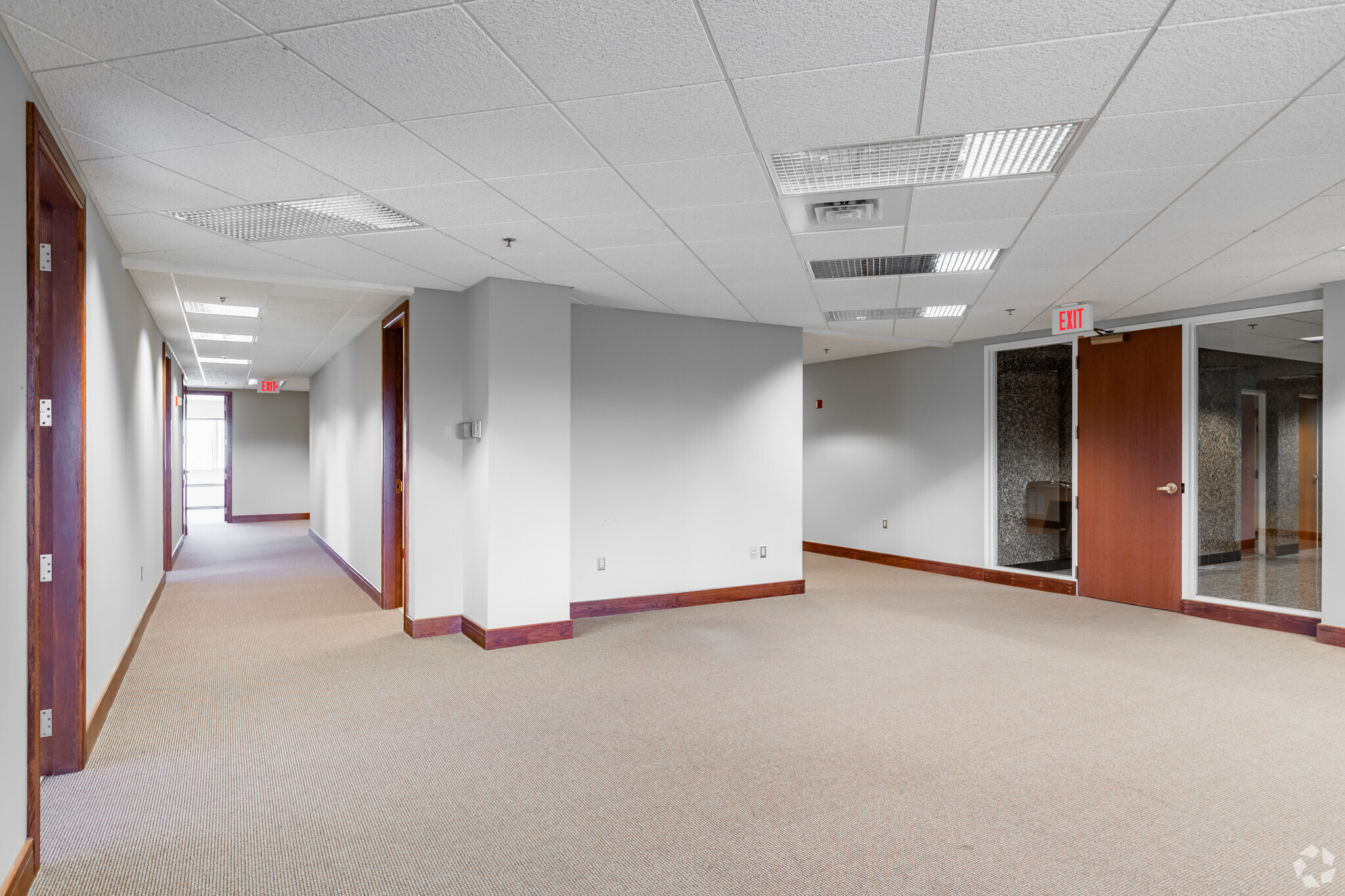 110 Thomas Johnson Dr, Frederick, MD to rent Interior Photo- Image 1 of 6