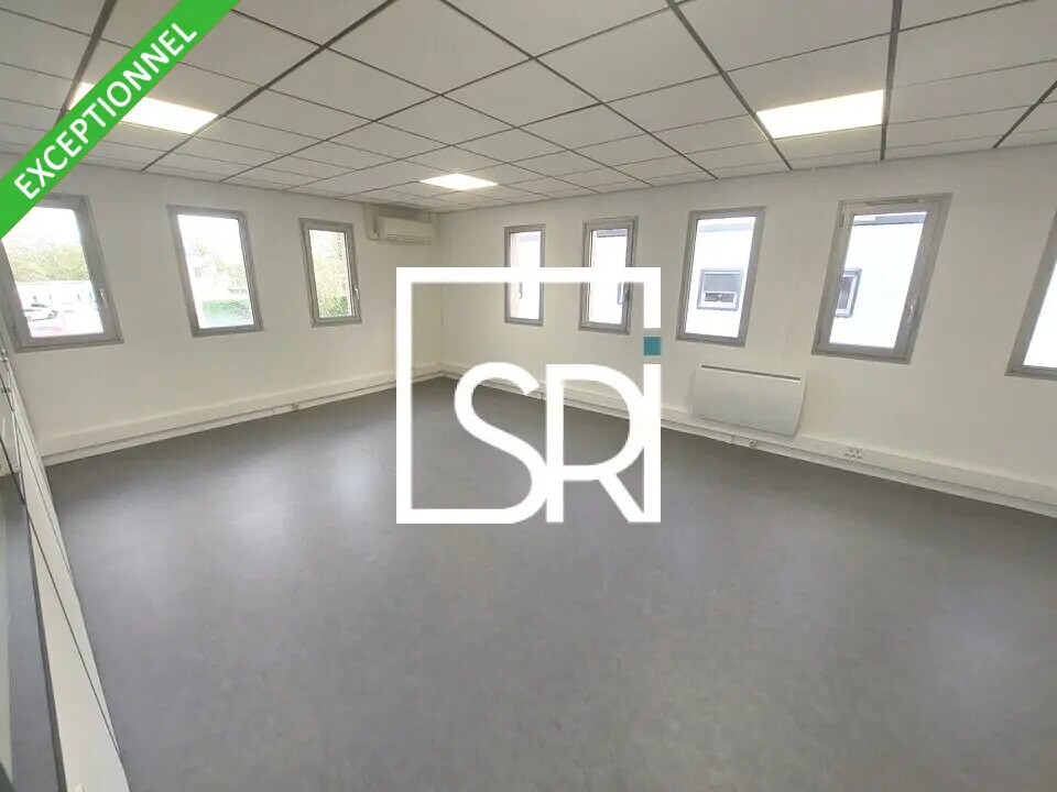 Location Bureaux 130 m² - Photo 1