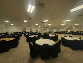 6600-6924 Antoine Dr, Houston, TX to rent Interior Photo- Image 1 of 7