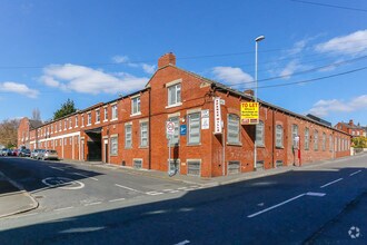 Mill Ln, Leeds for rent Primary Photo- Image 1 of 5