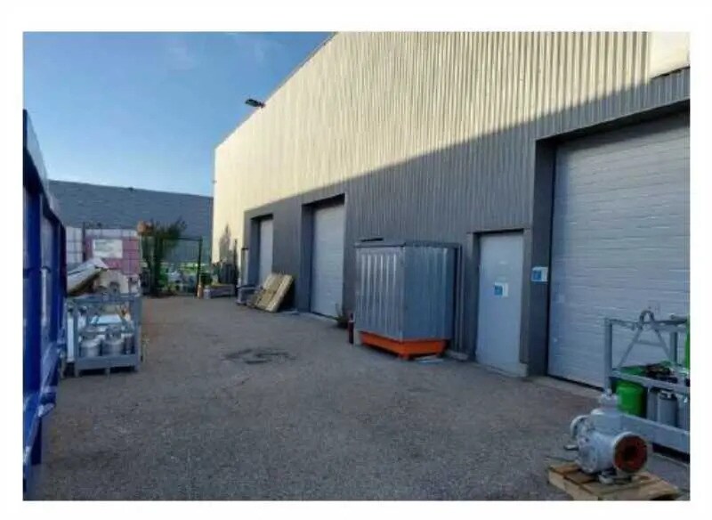 3 Rue Paul Rieupeyroux, Saint-Priest to rent - Building Photo - Image 3 of 10