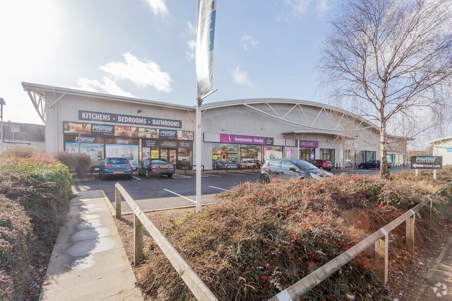 913 St. James Mill Rd, Northampton NN5 5JW UK