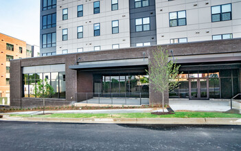 558 W Broad St, Athens, GA for rent Building Photo- Image 1 of 4