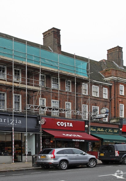 27 Temple Fortune Para, London to rent - Building Photo - Image 2 of 2