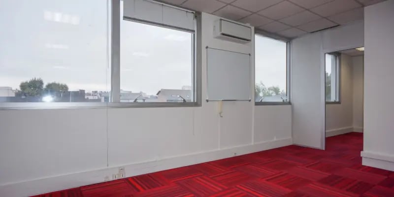 155 Rue Du Docteur Bauer, Saint-Ouen-sur-Seine to rent Interior Photo- Image 1 of 6