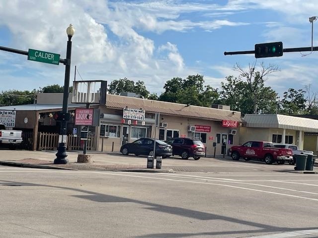 2305 Calder Ave, Beaumont, TX for sale - Building Photo - Image 3 of 10