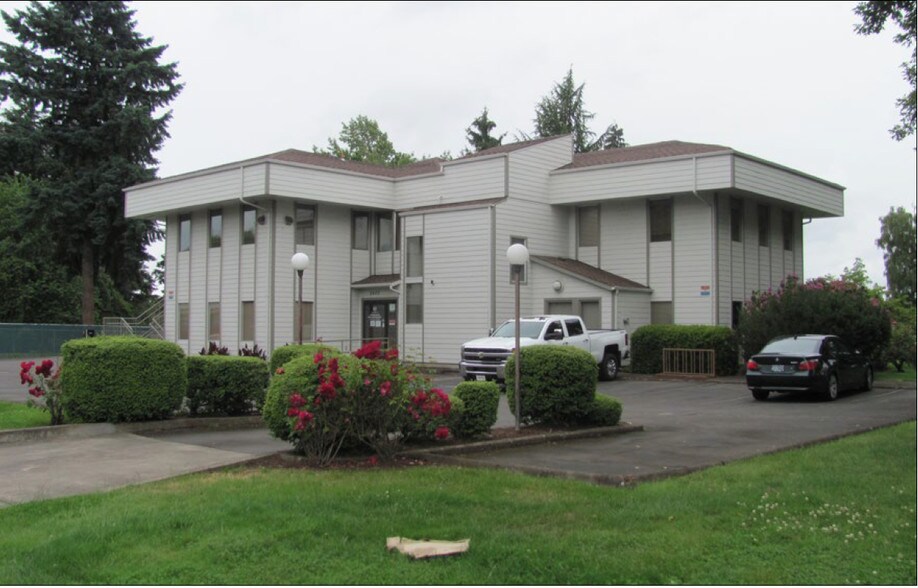 2400 River Rd, Eugene 97404 UK