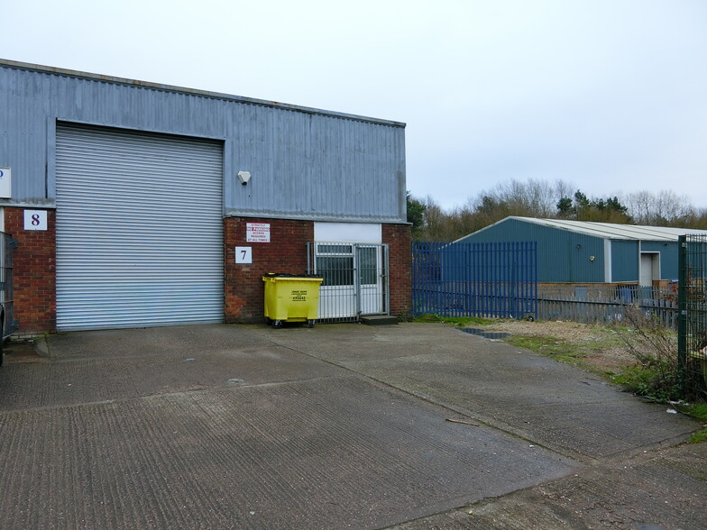 Lower Rd, Hednesford for rent - Building Photo - Image 2 of 10