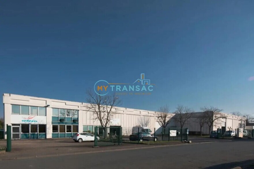 Industrial in Valenton to rent - Primary Photo - Image 2 of 3