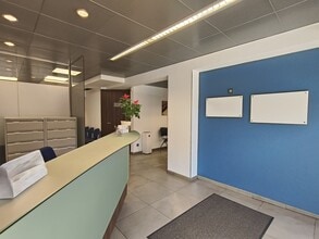 Retail in Barcelona, Barcelona to rent Interior Photo- Image 1 of 23