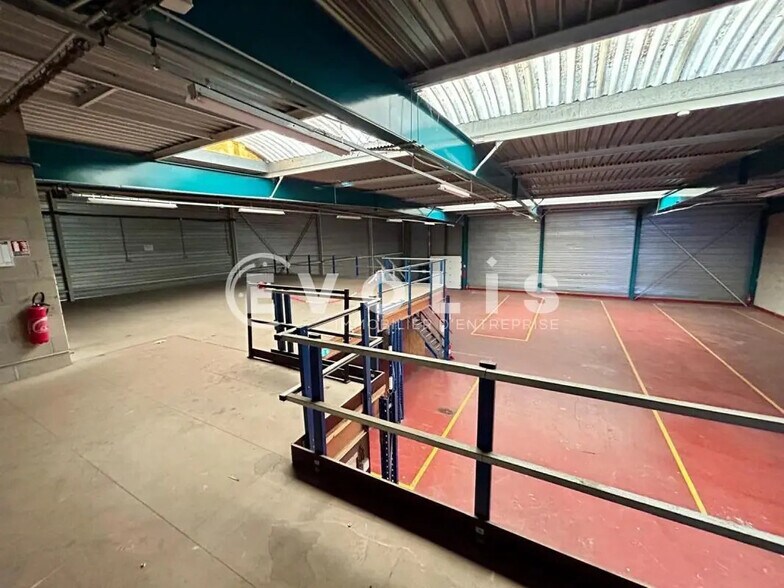 Office in Lisses to rent - Interior Photo - Image 3 of 13