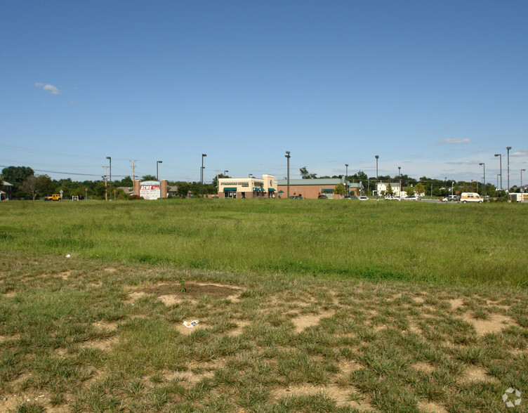 404 E Main St, Middletown, DE for rent - Building Photo - Image 3 of 5