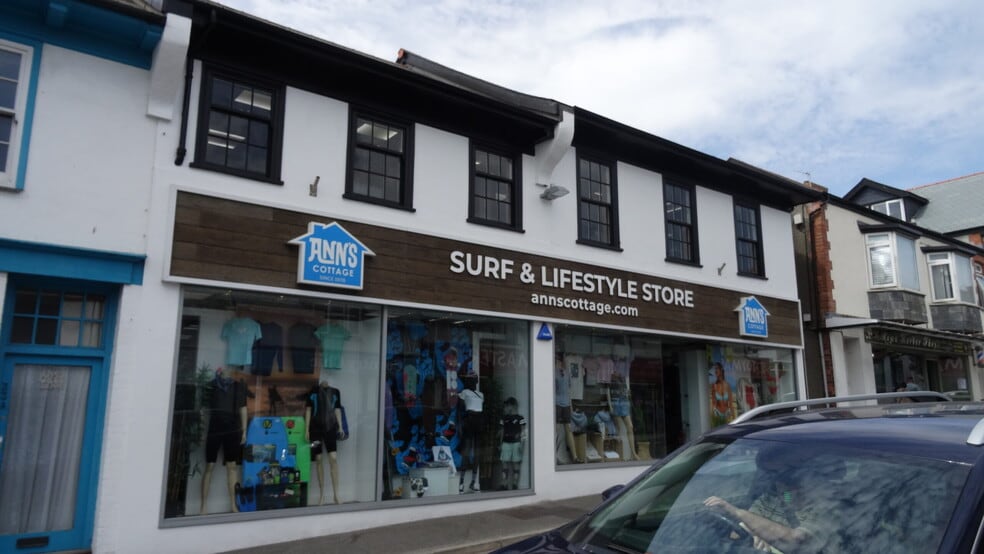 35-37 Queen St, Bude to rent - Building Photo - Image 3 of 4