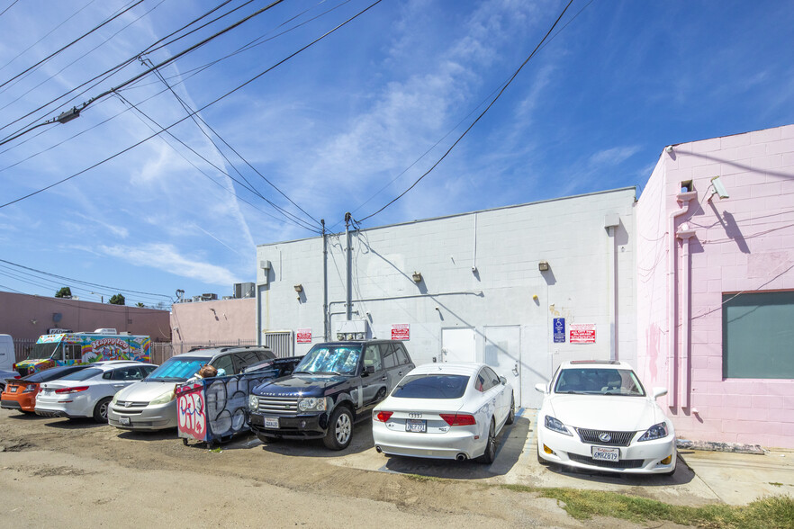 7318 Melrose Ave, Los Angeles, CA for sale - Building Photo - Image 2 of 18