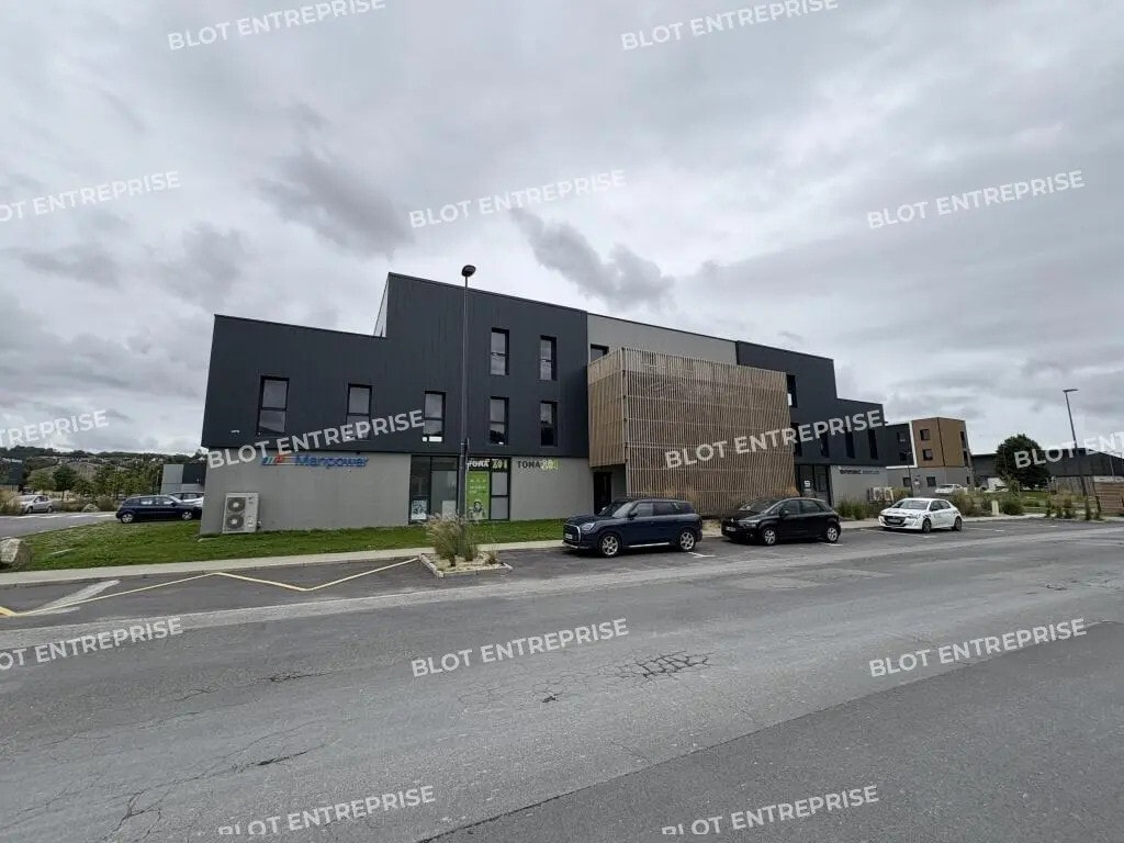Vente Bureaux 45 m² - Photo 1