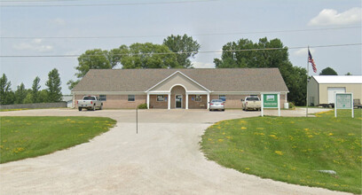 815 E Highway 92, Winterset, IA for sale Primary Photo- Image 1 of 1