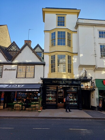 131 High St, Oxford to rent - Building Photo - Image 2 of 4