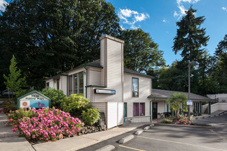 1270 SW Parrish St, Lake Oswego, OR for rent Building Photo- Image 1 of 1