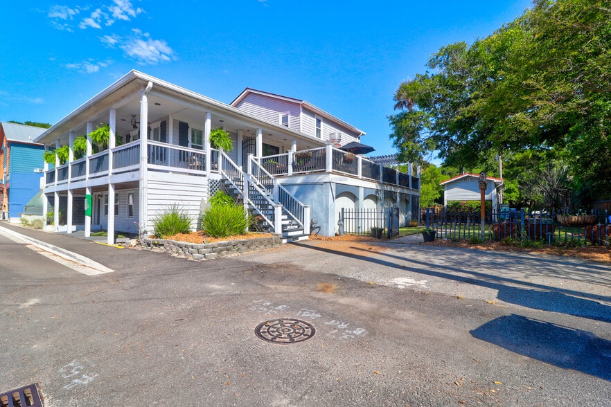 118 E Ashley Ave, Folly Beach, SC for sale - Building Photo - Image 2 of 55