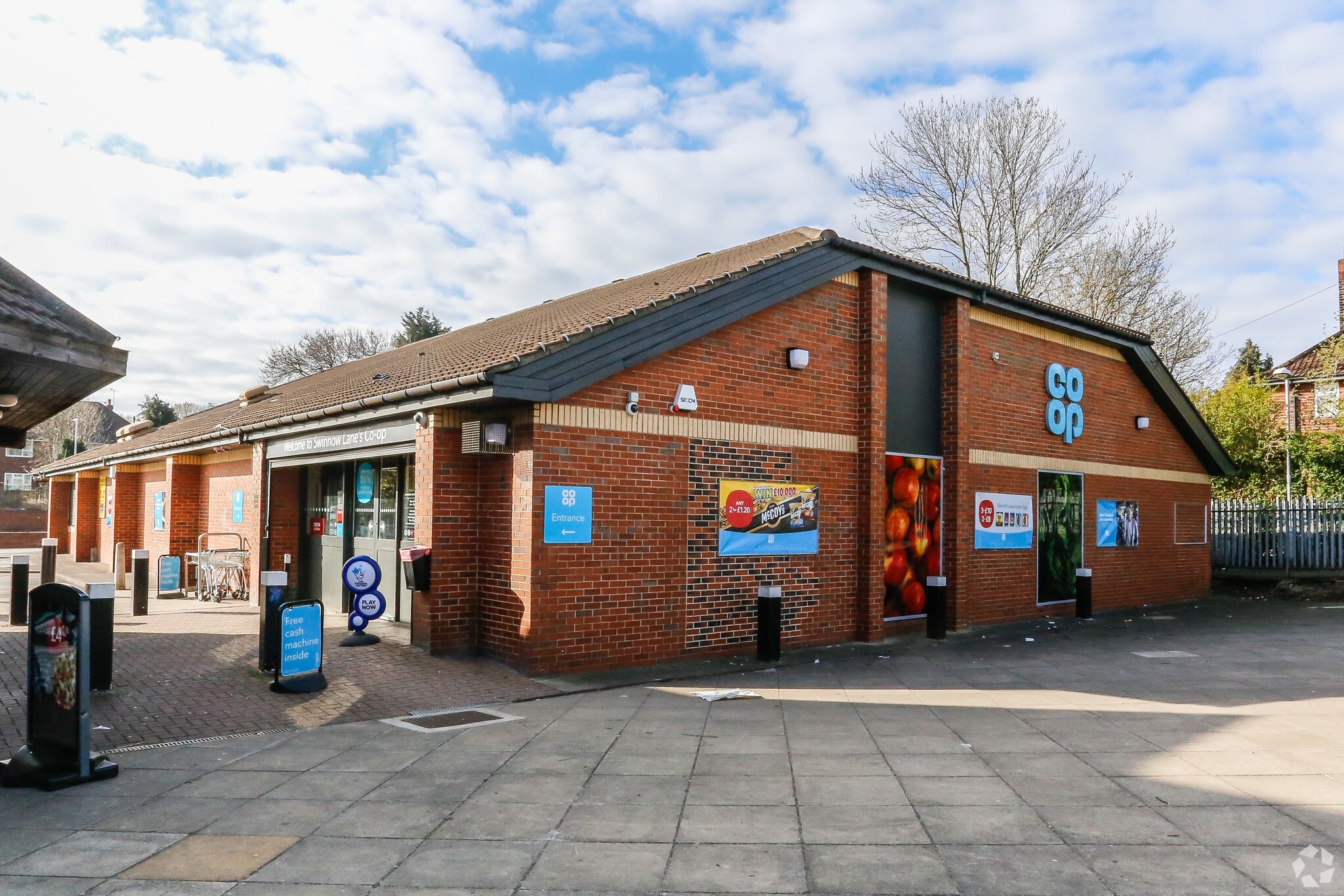 Swinnow Ln, Leeds for sale Primary Photo- Image 1 of 1