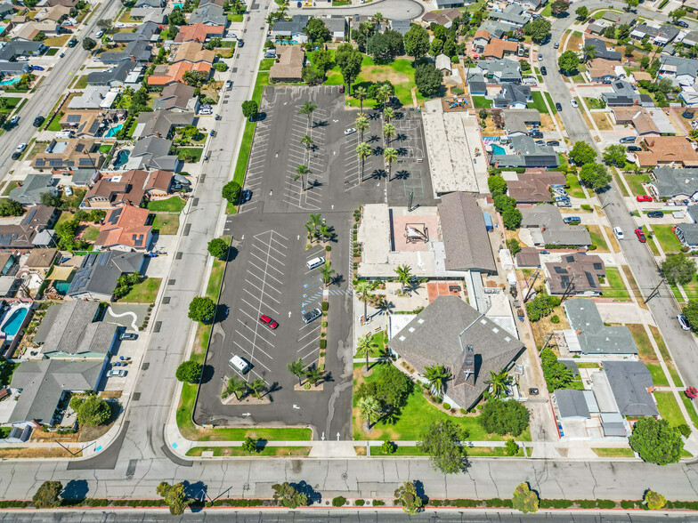 6575 Crescent Ave, Buena Park, CA for rent - Primary Photo - Image 3 of 54