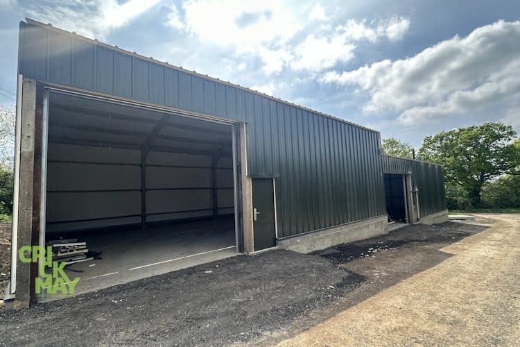 Deaks Lane, Haywards Heath to rent - Building Photo - Image 3 of 3